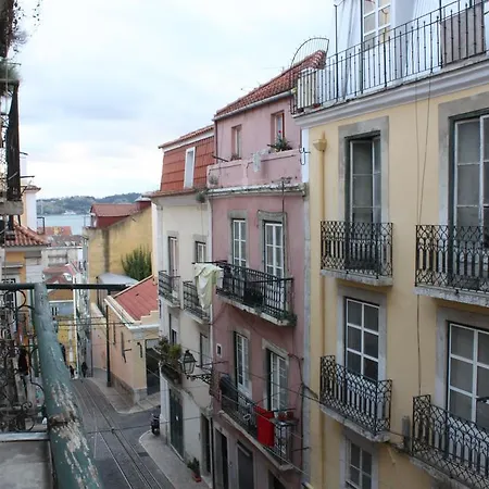 The Blue House - As Portuguesas * Lizbona