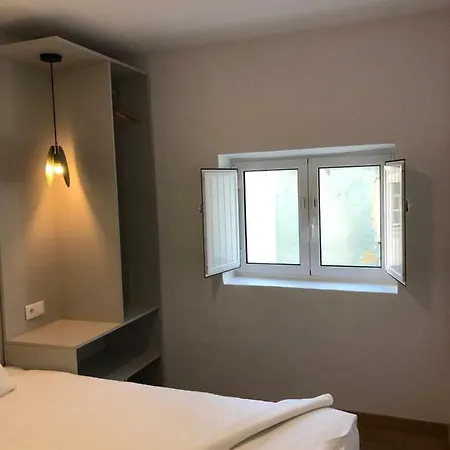 The Blue House - As Portuguesas Lisbon