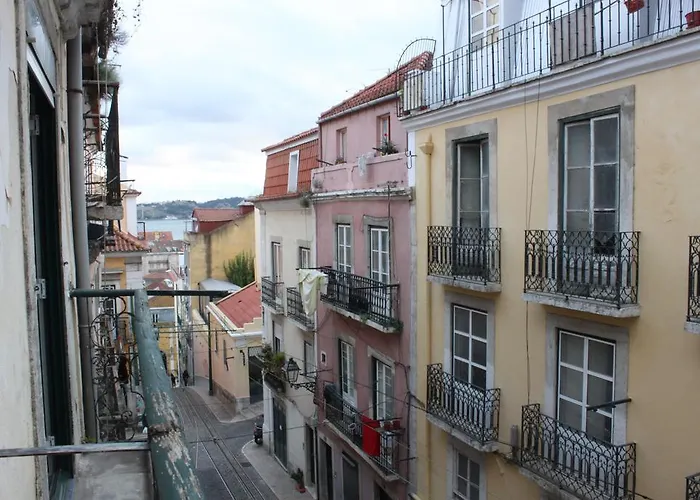 The Blue House - As Portuguesas * Lisboa