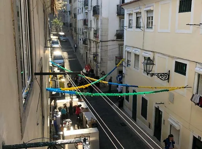 The Blue House - As Portuguesas *