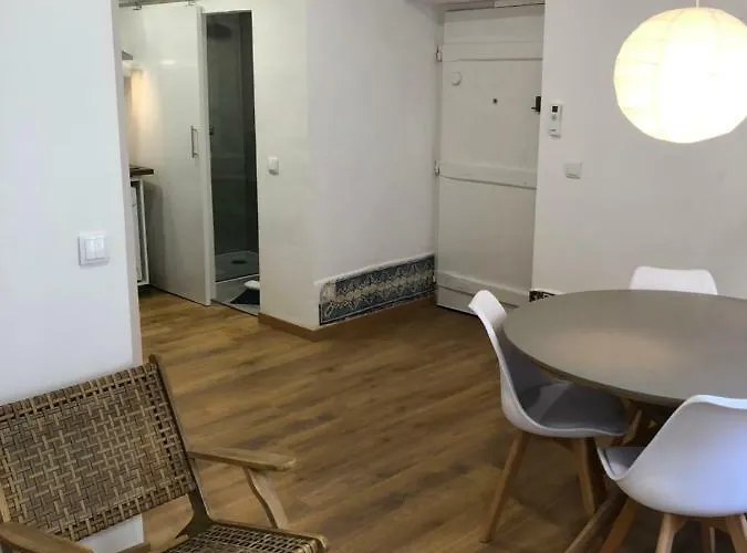 The Blue House - As Portuguesas