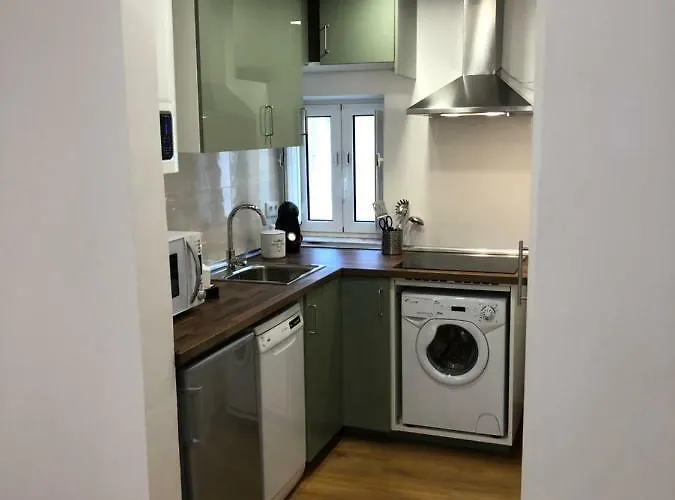 The Blue House - As Portuguesas *